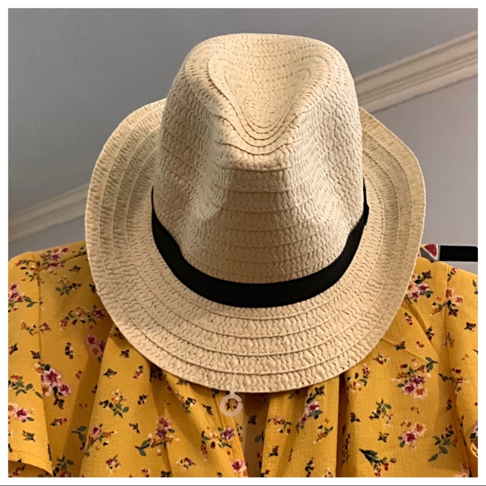 ✨LAST ONE✨Light weight Fedora - Picture 2 of 7